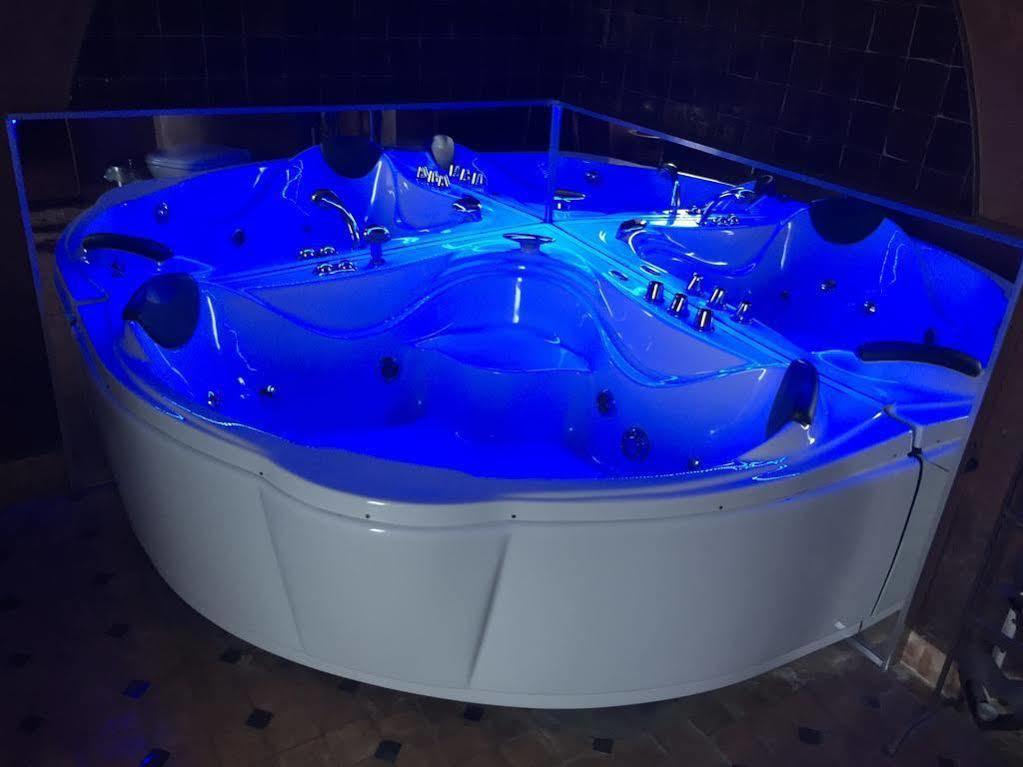 Hotel Riad Льеж Экстерьер фото